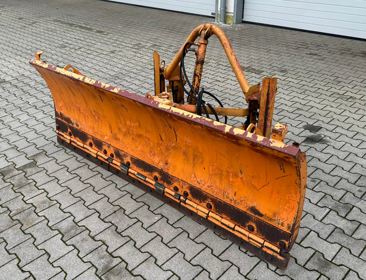 Unimog Schneepflug - Schneeschild Schmidt CP1 - Sneeuwschuif: afbeelding 1 Unimog Schneepflug - Schneeschild Schmidt CP1 - Sneeuwschuif: afbeelding 1
