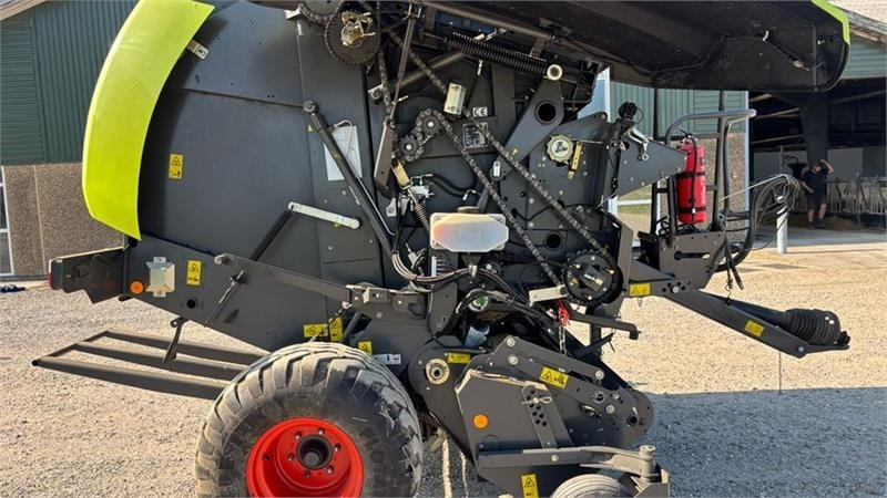 Claas Variant 485 RC velholdt gård maskine. Lige taget i - Ronde balenpers: afbeelding 3 Claas Variant 485 RC velholdt gård maskine. Lige taget i - Ronde balenpers: afbeelding 3