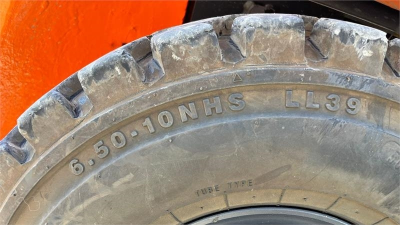 Doosan D30 G med kabine og KUN 57 TIMER FRA NY, MED TIME - Diesel heftruck: afbeelding 3 Doosan D30 G med kabine og KUN 57 TIMER FRA NY, MED TIME - Diesel heftruck: afbeelding 3