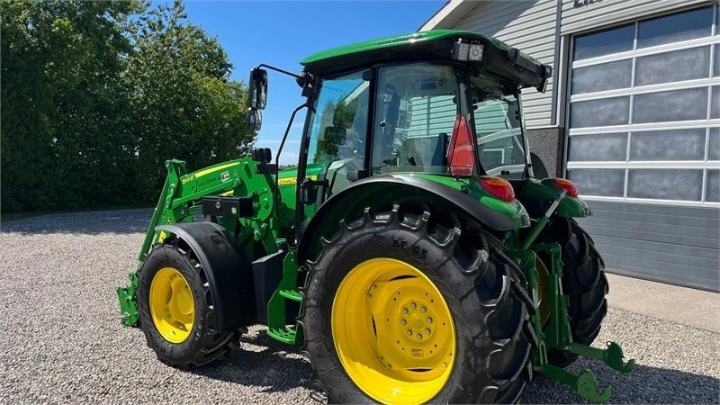 John Deere 5115M Med frontlæsser, som ny - Tractor: afbeelding 3 John Deere 5115M Med frontlæsser, som ny - Tractor: afbeelding 3