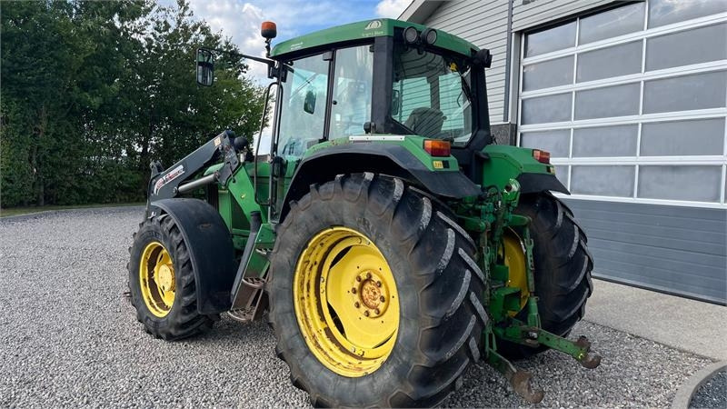 John Deere 6910 Auto Quad II-TLS Med frontlæsser - Tractor: afbeelding 3 John Deere 6910 Auto Quad II-TLS Med frontlæsser - Tractor: afbeelding 3