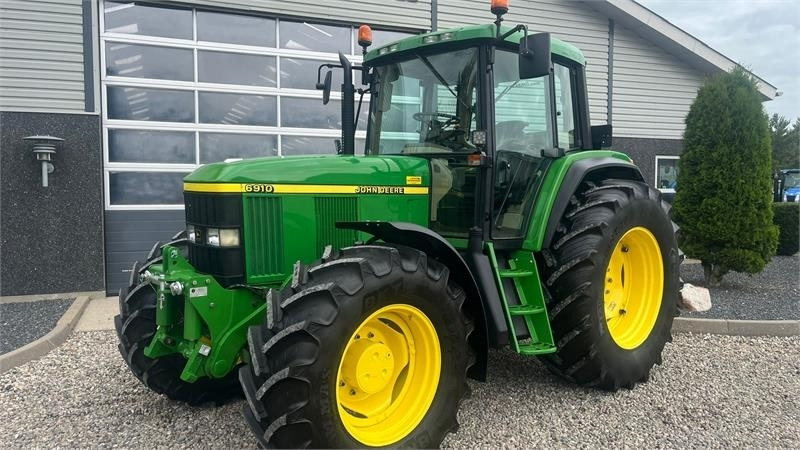 John Deere 6910 TLS, AutoQurd, Hjørnestops computer og frontl - Tractor: afbeelding 2 John Deere 6910 TLS, AutoQurd, Hjørnestops computer og frontl - Tractor: afbeelding 2