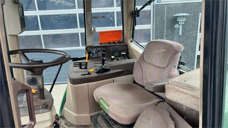 John Deere 6910 TLS, AutoQurd, Hjørnestops computer og frontl - Tractor: afbeelding 5 John Deere 6910 TLS, AutoQurd, Hjørnestops computer og frontl - Tractor: afbeelding 5