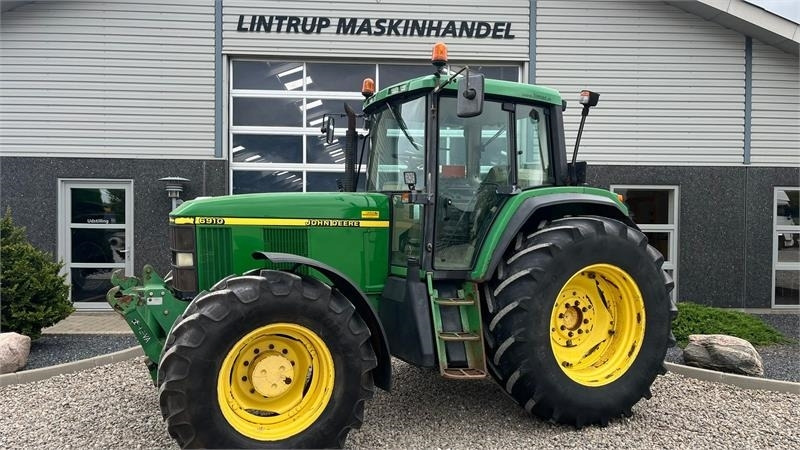 John Deere 6910 TLS, AutoQurd, Hjørnestops computer og frontl - Tractor: afbeelding 1 John Deere 6910 TLS, AutoQurd, Hjørnestops computer og frontl - Tractor: afbeelding 1
