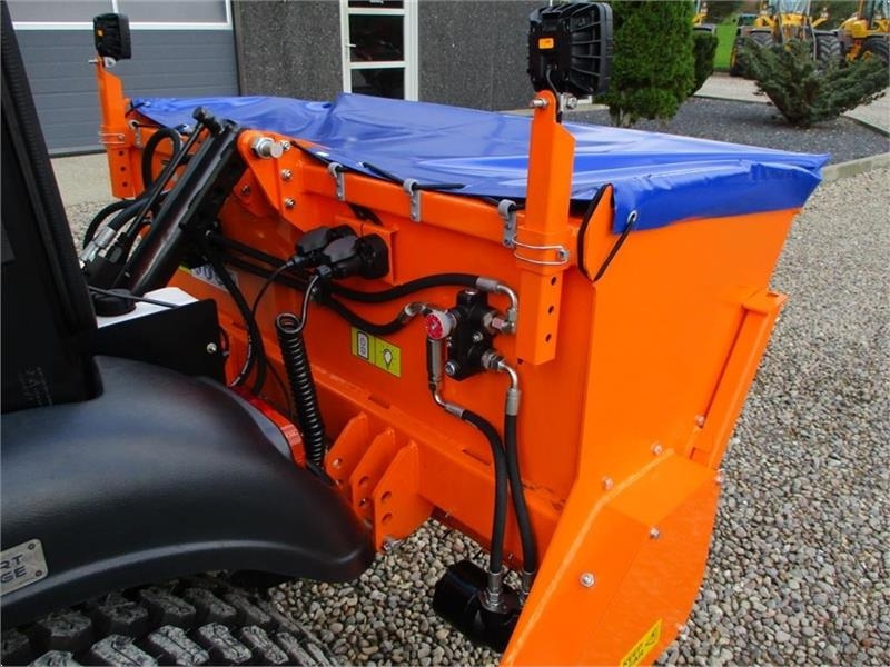 Limas SSP160 Selvlæssende og med lys - Zout/ Zandstrooier voor Gemeentelijke machine/ Speciaal: afbeelding 2 Limas SSP160 Selvlæssende og med lys - Zout/ Zandstrooier voor Gemeentelijke machine/ Speciaal: afbeelding 2