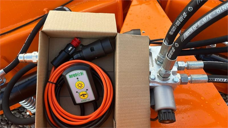 Limas Vario SHL 250 Med lys - Sneeuwschuif voor Landbouwmachine: afbeelding 2 Limas Vario SHL 250 Med lys - Sneeuwschuif voor Landbouwmachine: afbeelding 2