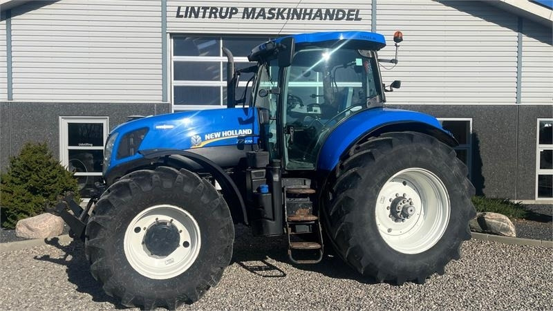 New Holland T7.270 AutoCommand med frontlift - Tractor: afbeelding 1 New Holland T7.270 AutoCommand med frontlift - Tractor: afbeelding 1