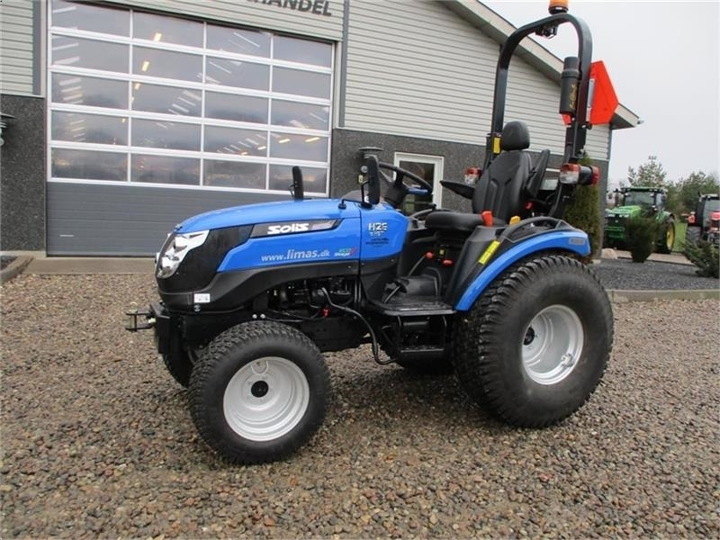 Solis 26 HST Hydrostat Turf hjul. - Tractor: afbeelding 2 Solis 26 HST Hydrostat Turf hjul. - Tractor: afbeelding 2