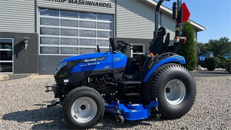Solis 26 HST Hydrostat Turf hjul og klipperbord - Gemeentelijke tractor: afbeelding 2 Solis 26 HST Hydrostat Turf hjul og klipperbord - Gemeentelijke tractor: afbeelding 2