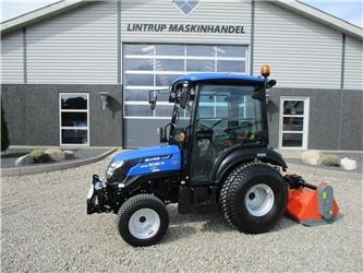 Solis 26 HST Med kabine, Turf dæk og frontlift samt fron - Tractor: afbeelding 1 Solis 26 HST Med kabine, Turf dæk og frontlift samt fron - Tractor: afbeelding 1