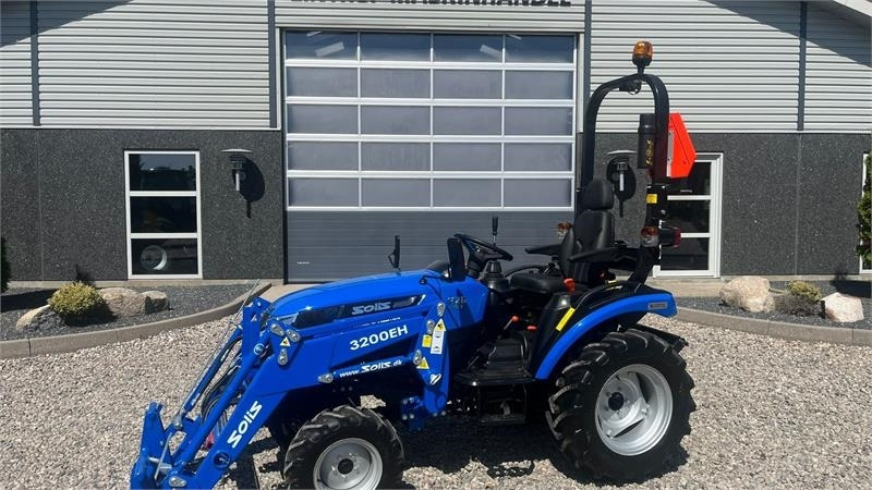 Solis H26 HST Med Frontlæsser - Gemeentelijke tractor: afbeelding 1 Solis H26 HST Med Frontlæsser - Gemeentelijke tractor: afbeelding 1