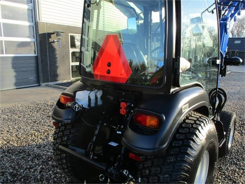 Gemeentelijke tractor Solis H26 HST Med kabine, turf hjul og frontlæsser.: afbeelding 11