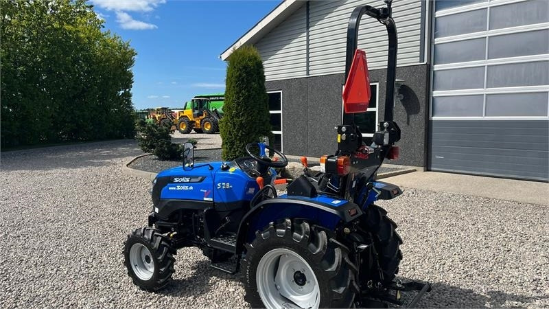 Solis S26 6+2 Gearmaskine med Servostyring og brede trak - Gemeentelijke tractor: afbeelding 3 Solis S26 6+2 Gearmaskine med Servostyring og brede trak - Gemeentelijke tractor: afbeelding 3