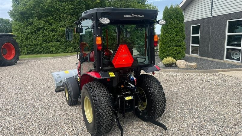 Gemeentelijke tractor Yanmar YT 235H 4WD Snow Edition med sneplov og spreder: afbeelding 14
