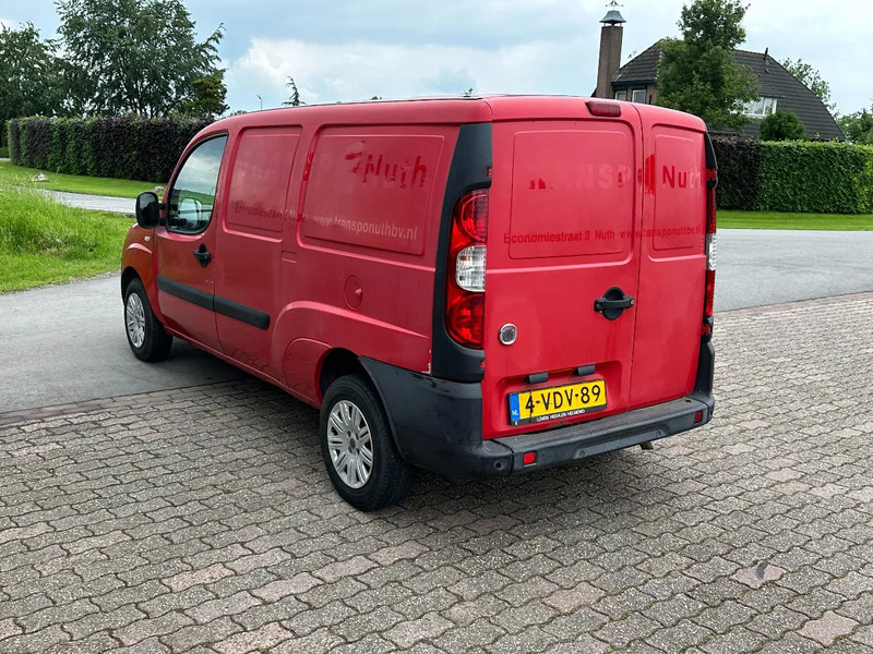 Fiat Doblò 1.9 JTD LANG Airco/Klima schuifdeur EXPORT! - Kleine bestelwagen: afbeelding 4 Fiat Doblò 1.9 JTD LANG Airco/Klima schuifdeur EXPORT! - Kleine bestelwagen: afbeelding 4