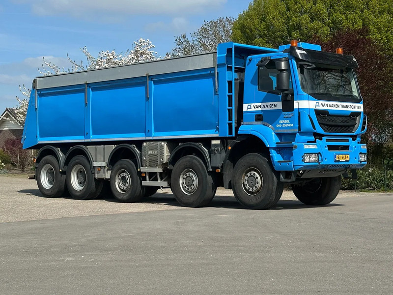Iveco Trakker 450 10X8 AJK KIPPER/MULTIKAP!! - Kipper vrachtwagen: afbeelding 4 Iveco Trakker 450 10X8 AJK KIPPER/MULTIKAP!! - Kipper vrachtwagen: afbeelding 4