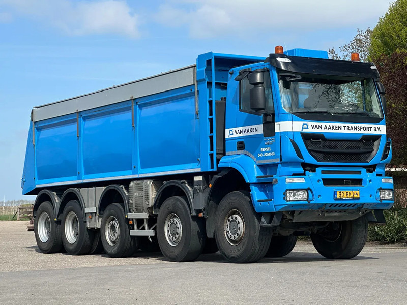 Iveco Trakker 450 10X8 AJK KIPPER/MULTIKAP!! - Kipper vrachtwagen: afbeelding 2 Iveco Trakker 450 10X8 AJK KIPPER/MULTIKAP!! - Kipper vrachtwagen: afbeelding 2