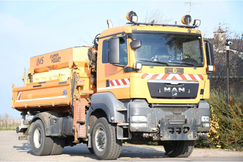 MAN TGS 18.320 4x4!! KRAN/!!!WINTERDIENST/DREISEITENKIPPER!!KOMMUNAL/KLIMA!! - Kipper vrachtwagen, Kraanwagen: afbeelding 2 MAN TGS 18.320 4x4!! KRAN/!!!WINTERDIENST/DREISEITENKIPPER!!KOMMUNAL/KLIMA!! - Kipper vrachtwagen, Kraanwagen: afbeelding 2