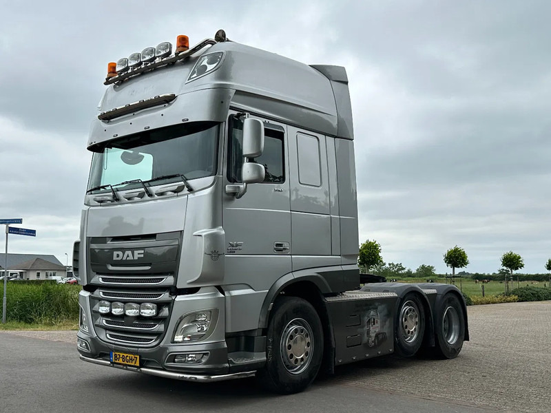 DAF XF 510 FULL OPTIONS SHOW TRUCK!! ONLY 277tKM!! - Trekker: afbeelding 3 DAF XF 510 FULL OPTIONS SHOW TRUCK!! ONLY 277tKM!! - Trekker: afbeelding 3