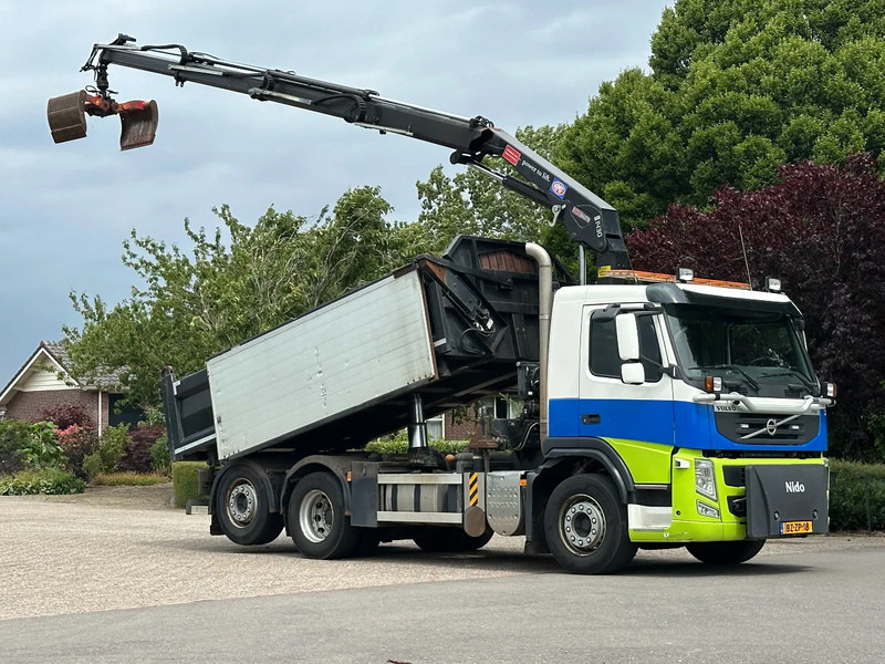 Volvo FM 330 186dkm! !!6X2!!Kraan/KIPPER!!RADIO REMOTE! EX-GEMEENTE/KOMMUNAL! - Kipper vrachtwagen, Kraanwagen: afbeelding 1 Volvo FM 330 186dkm! !!6X2!!Kraan/KIPPER!!RADIO REMOTE! EX-GEMEENTE/KOMMUNAL! - Kipper vrachtwagen, Kraanwagen: afbeelding 1