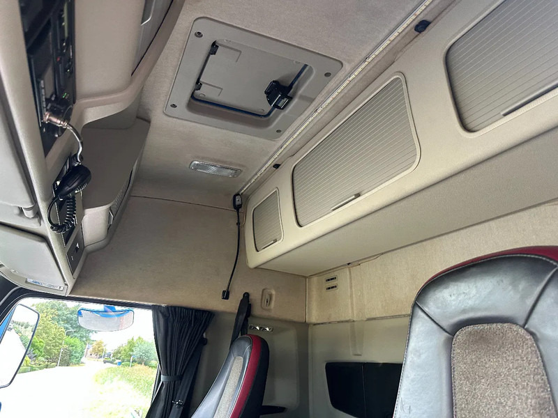 Leasing Volvo FM 430!8x2!!KRAAN/CRANE/GRUE/ PALFINGER 42TM!! RADIO REMOTE!! EURO 6!!TOP! Volvo FM 430!8x2!!KRAAN/CRANE/GRUE/ PALFINGER 42TM!! RADIO REMOTE!! EURO 6!!TOP!: afbeelding 19 Leasing Volvo FM 430!8x2!!KRAAN/CRANE/GRUE/ PALFINGER 42TM!! RADIO REMOTE!! EURO 6!!TOP! Volvo FM 430!8x2!!KRAAN/CRANE/GRUE/ PALFINGER 42TM!! RADIO REMOTE!! EURO 6!!TOP!: afbeelding 19