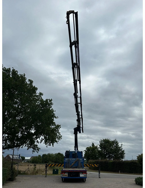 Leasing Volvo FM 430!8x2!!KRAAN/CRANE/GRUE/ PALFINGER 42TM!! RADIO REMOTE!! EURO 6!!TOP! Volvo FM 430!8x2!!KRAAN/CRANE/GRUE/ PALFINGER 42TM!! RADIO REMOTE!! EURO 6!!TOP!: afbeelding 10 Leasing Volvo FM 430!8x2!!KRAAN/CRANE/GRUE/ PALFINGER 42TM!! RADIO REMOTE!! EURO 6!!TOP! Volvo FM 430!8x2!!KRAAN/CRANE/GRUE/ PALFINGER 42TM!! RADIO REMOTE!! EURO 6!!TOP!: afbeelding 10