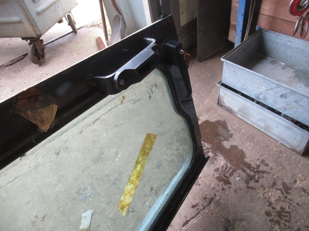 Case 75313426 - Deur en onderdelen voor Bouwmachine: afbeelding 4 Case 75313426 - Deur en onderdelen voor Bouwmachine: afbeelding 4