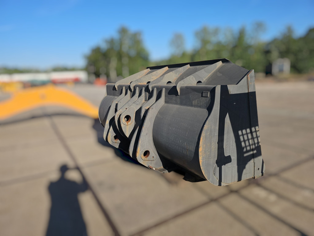 Case 84513282 - Voorladerbak: afbeelding 2 Case 84513282 - Voorladerbak: afbeelding 2