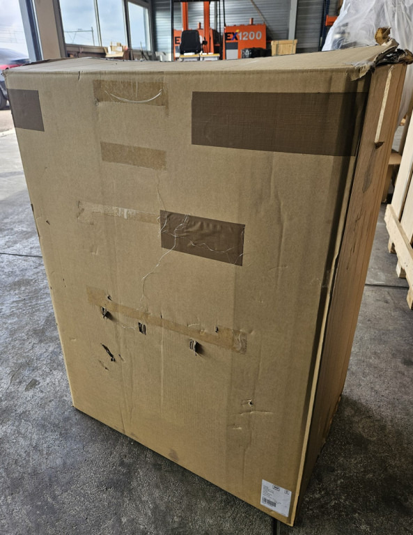 Case KLH13283 - Brandstoftank voor Bouwmachine: afbeelding 3 Case KLH13283 - Brandstoftank voor Bouwmachine: afbeelding 3