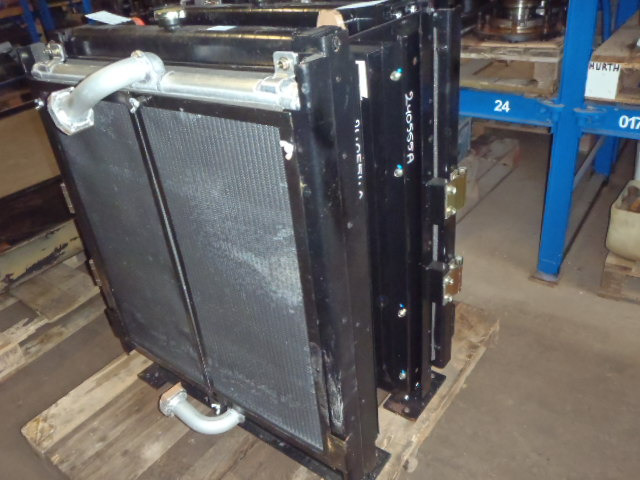Case KRH1630 - KRH1462 - Intercooler voor Landbouwmachine: afbeelding 1 Case KRH1630 - KRH1462 - Intercooler voor Landbouwmachine: afbeelding 1