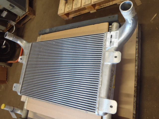 Case LL00083 - Intercooler voor Bouwmachine: afbeelding 2 Case LL00083 - Intercooler voor Bouwmachine: afbeelding 2