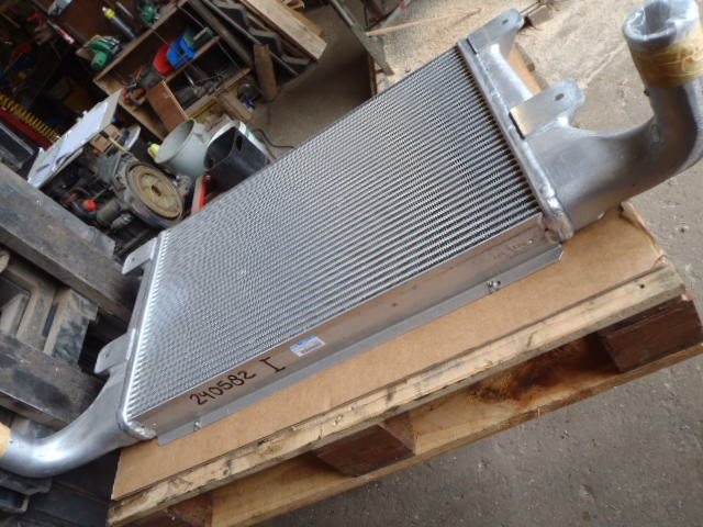 Case LL00083 - Intercooler voor Bouwmachine: afbeelding 2 Case LL00083 - Intercooler voor Bouwmachine: afbeelding 2
