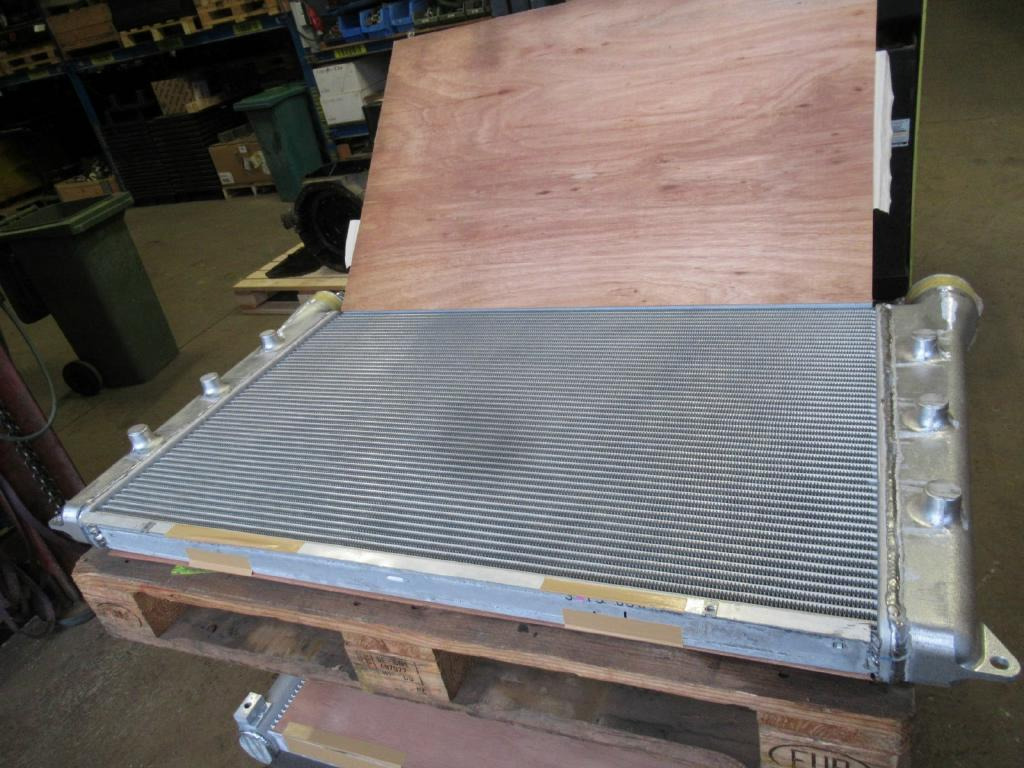 Case LN002560 - LN001630 - Intercooler voor Bouwmachine: afbeelding 4 Case LN002560 - LN001630 - Intercooler voor Bouwmachine: afbeelding 4