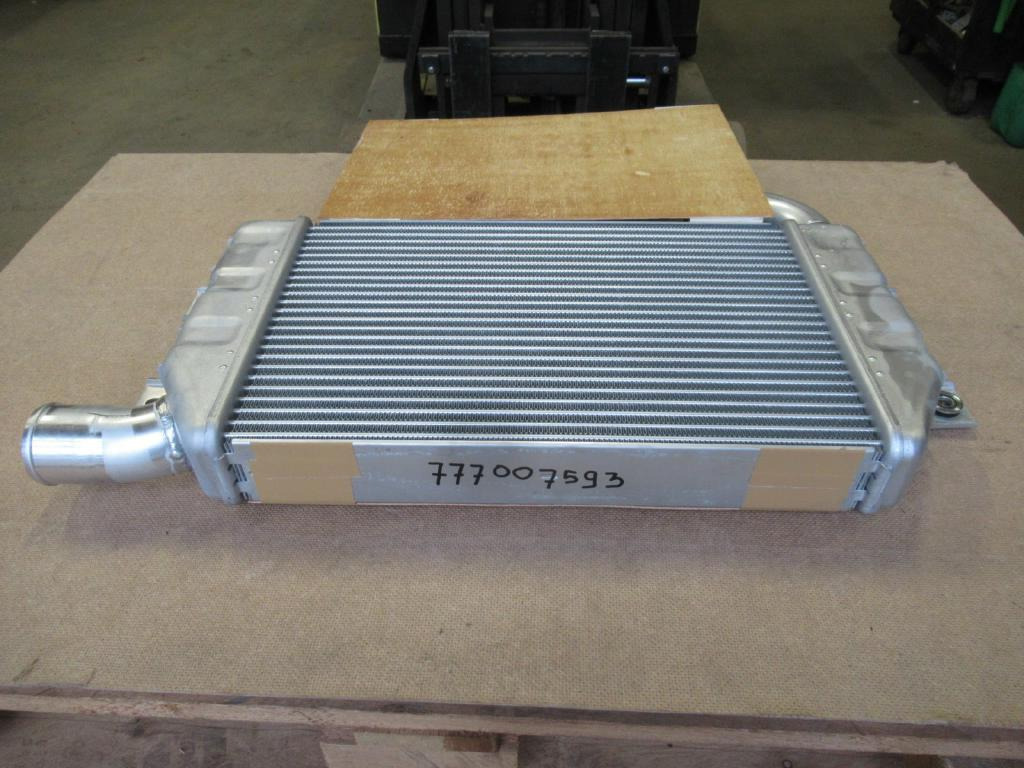 Case LN003220 - Intercooler voor Bouwmachine: afbeelding 1 Case LN003220 - Intercooler voor Bouwmachine: afbeelding 1