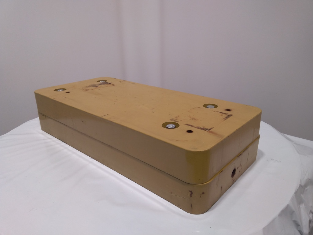 Caterpillar Random - - Tegenwicht voor Bouwmachine: afbeelding 2 Caterpillar Random - - Tegenwicht voor Bouwmachine: afbeelding 2