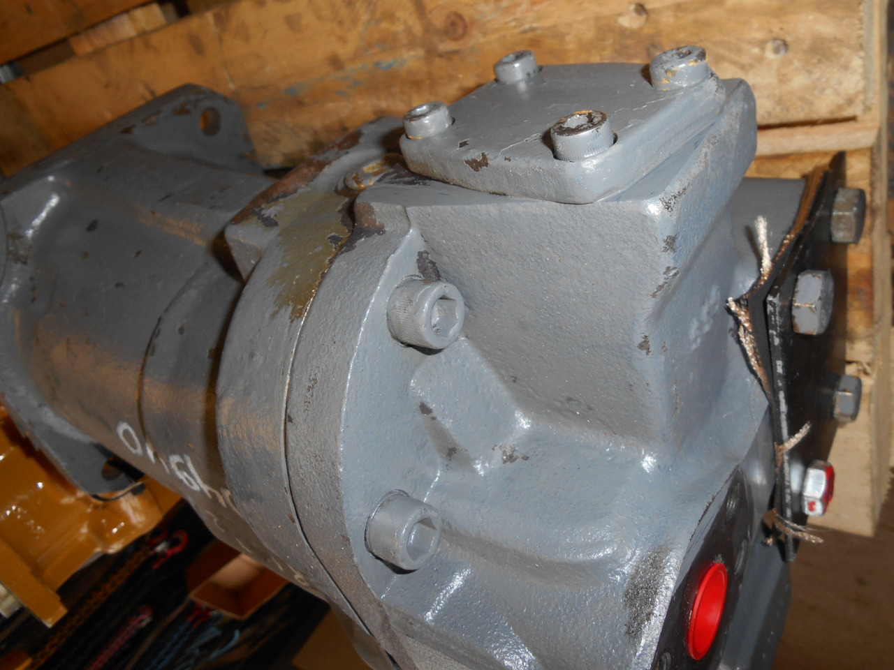 Hitachi 9077555 - - Hydraulische pomp voor Bouwmachine: afbeelding 3 Hitachi 9077555 - - Hydraulische pomp voor Bouwmachine: afbeelding 3