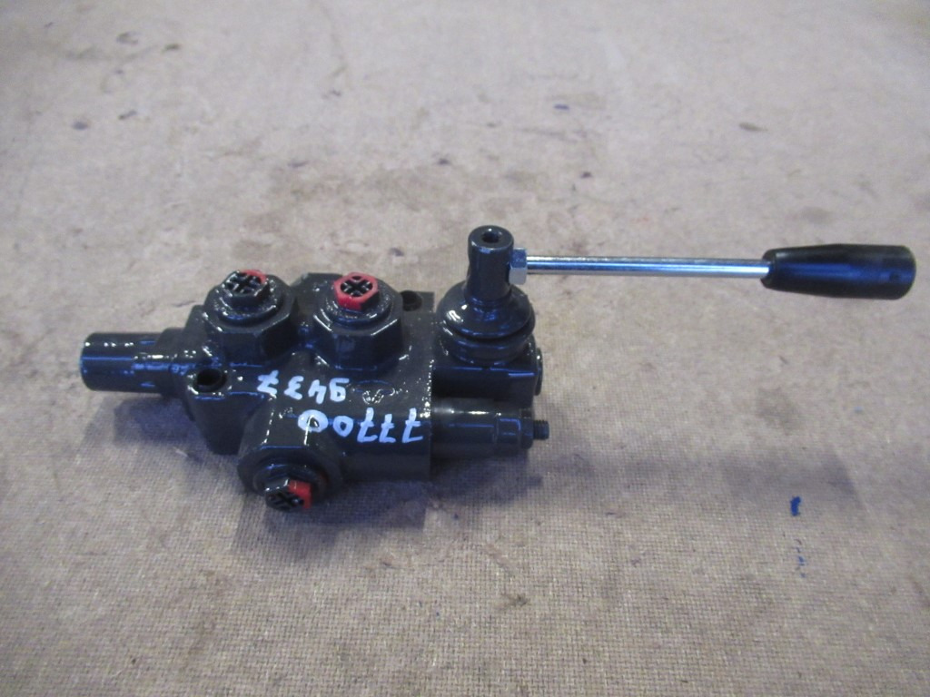 New Holland 76095632 - 76091085 - Hydraulisch ventiel voor Landbouwmachine: afbeelding 3 New Holland 76095632 - 76091085 - Hydraulisch ventiel voor Landbouwmachine: afbeelding 3