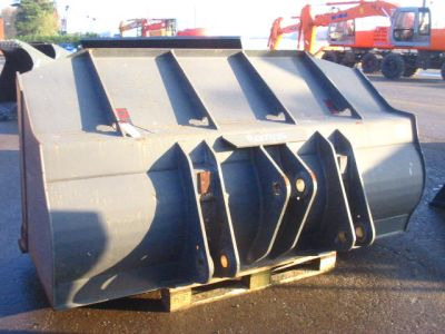O&K L15.6 - - Voorladerbak: afbeelding 2 O&K L15.6 - - Voorladerbak: afbeelding 2