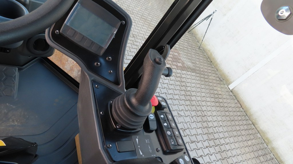 Leasing  Caterpillar CS74B Caterpillar CS74B: afbeelding 12