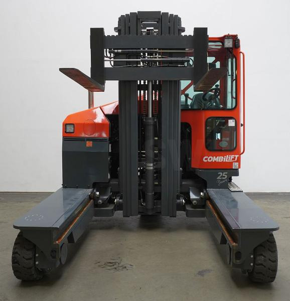 Combilift C4000 - 4-weg zijlader: afbeelding 5 Combilift C4000 - 4-weg zijlader: afbeelding 5