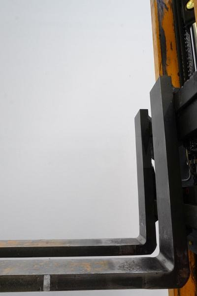 Reach truck Jungheinrich ETV214: afbeelding 6