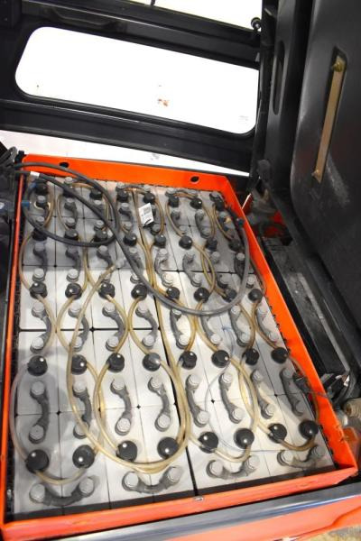 Linde E 30/600 H 387 - Elektrische heftruck: afbeelding 5 Linde E 30/600 H 387 - Elektrische heftruck: afbeelding 5