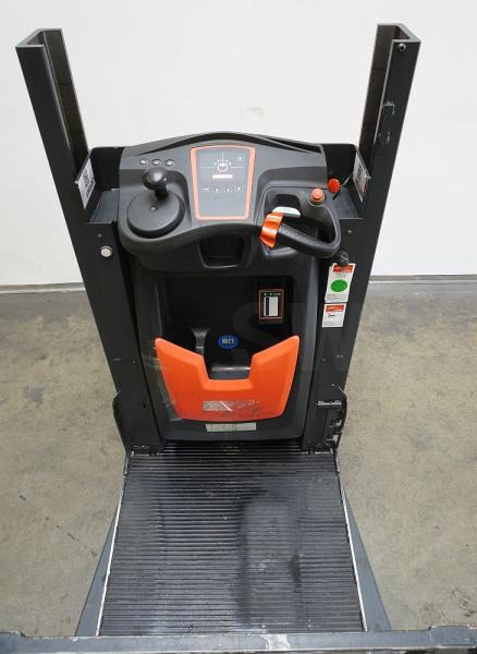 Linde V 10 5212 - Orderverzameltruck: afbeelding 3 Linde V 10 5212 - Orderverzameltruck: afbeelding 3