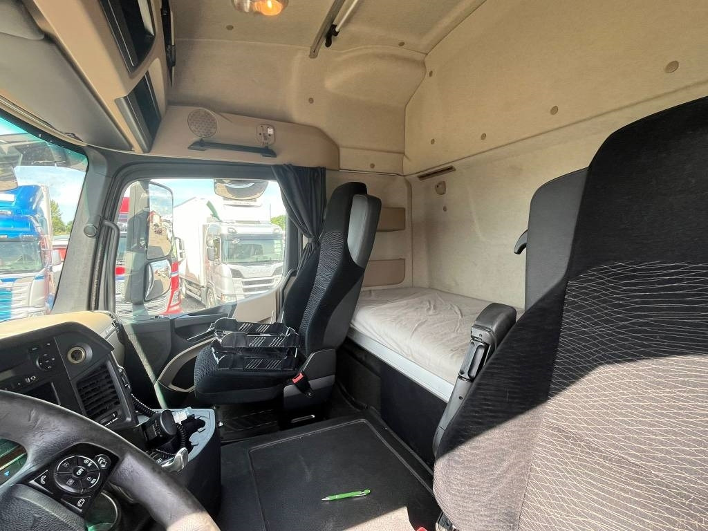 Scania Scania R730 LB 6X2 HLB serie 0867 - Koelwagen vrachtwagen: afbeelding 5 Scania Scania R730 LB 6X2 HLB serie 0867 - Koelwagen vrachtwagen: afbeelding 5