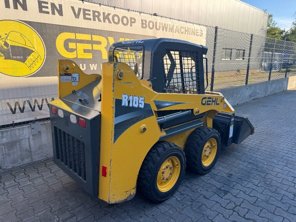 Gehl R105  - Schranklader: afbeelding 3 Gehl R105  - Schranklader: afbeelding 3
