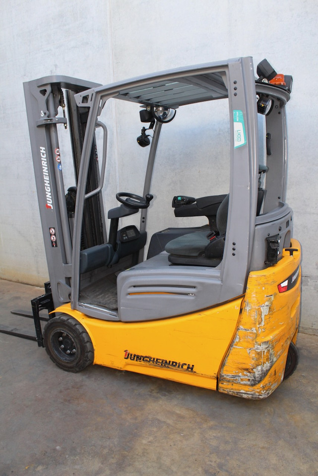 Jungheinrich EFG 218k 480 DZ LI-ION - Elektrische heftruck: afbeelding 4 Jungheinrich EFG 218k 480 DZ LI-ION - Elektrische heftruck: afbeelding 4