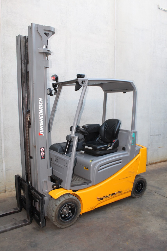 Jungheinrich EFG 318 600 DZ LI-ION - Elektrische heftruck: afbeelding 3 Jungheinrich EFG 318 600 DZ LI-ION - Elektrische heftruck: afbeelding 3
