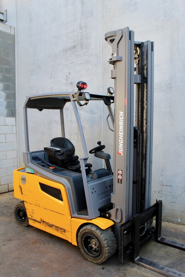 Jungheinrich EFG 318 600 DZ LI-ION - Elektrische heftruck: afbeelding 3 Jungheinrich EFG 318 600 DZ LI-ION - Elektrische heftruck: afbeelding 3