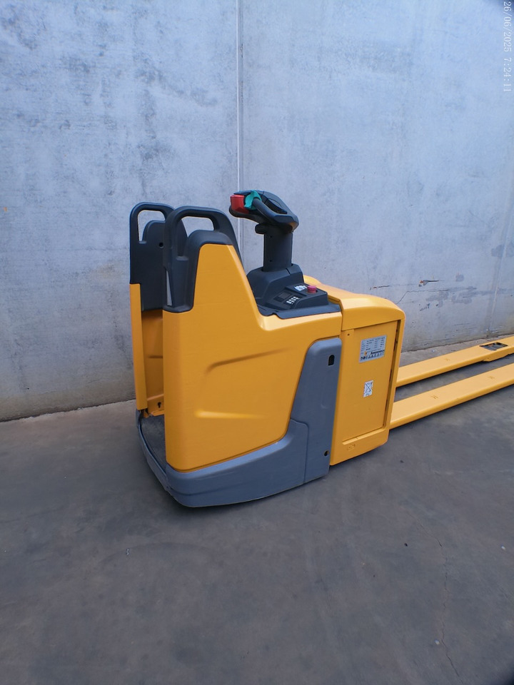 Jungheinrich ERE 225 2400x540mm - Palletwagen: afbeelding 3 Jungheinrich ERE 225 2400x540mm - Palletwagen: afbeelding 3
