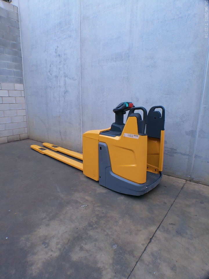 Jungheinrich ERE 225 2400x540mm - Palletwagen: afbeelding 1 Jungheinrich ERE 225 2400x540mm - Palletwagen: afbeelding 1